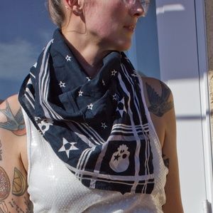 Skull printed large bandana